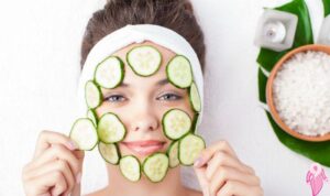 Lee más sobre el artículo ¿Cómo hacer el cuidado de la piel con mascarilla de pepino?  ¿Cuales son los beneficios?
