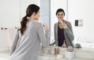 Lee más sobre el artículo Elegir el cepillo de dientes y la pasta de dientes adecuados